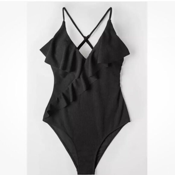 Cupshe Ruffled ribbed One Piece Swimsuit, Black, 4-way stretch, size Medium, NWT - Picture 1 of 8